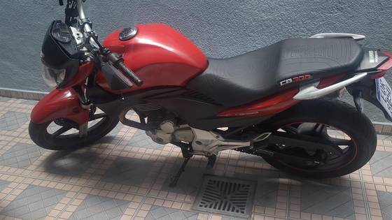 HONDA CB 300R HONDA CB 300R